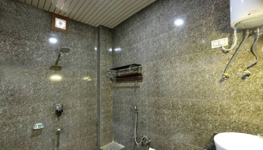 Luxury Room — detail 5